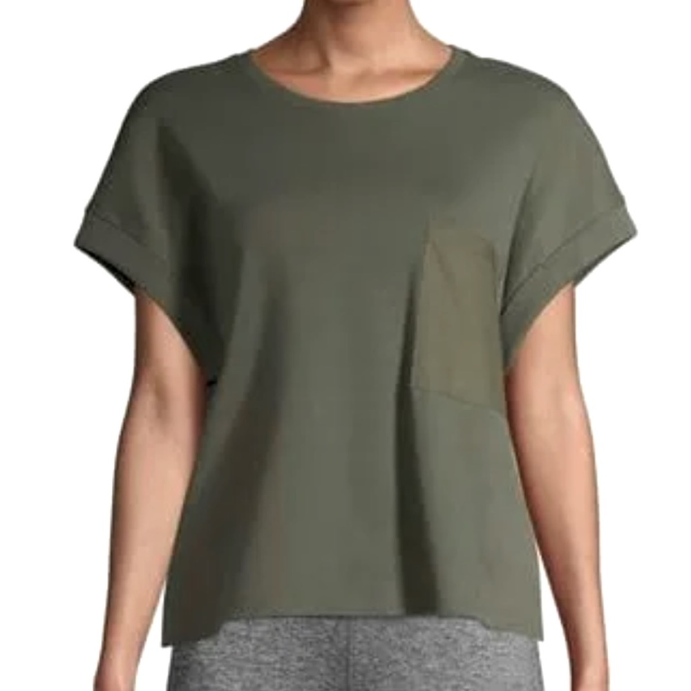 NWOT AVIA short sleeve with pocket Size Medium